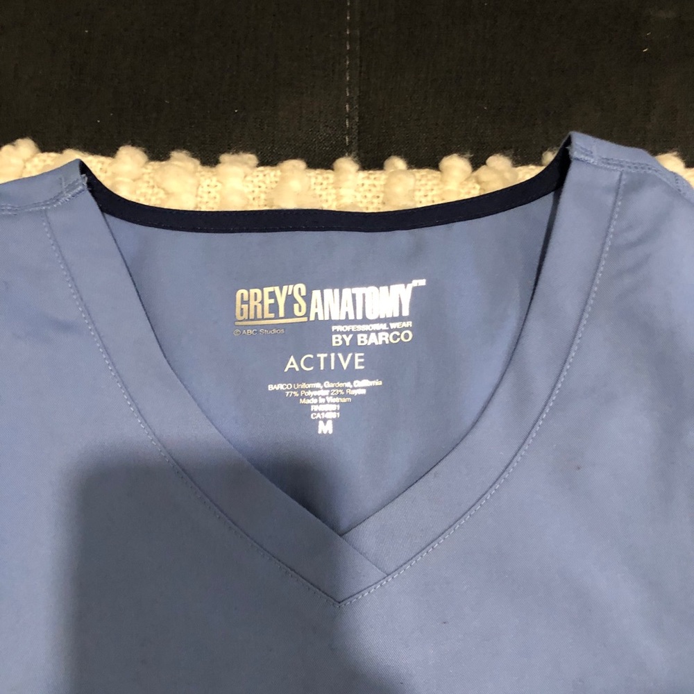 Greys anatomy top